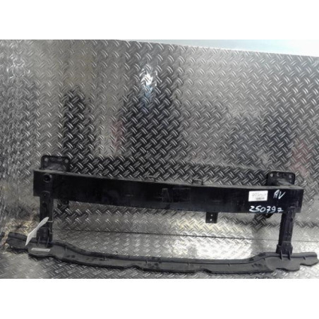 Renfort pare choc avant (traverse) KIA XCEE-D Photo n°1