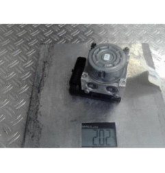 Bloc ABS (freins anti-blocage) VOLKSWAGEN PASSAT 7 Photo n°5