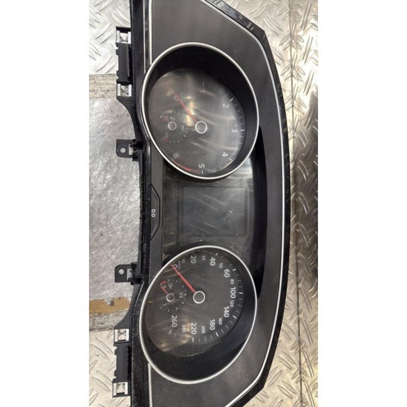 Compteur VOLKSWAGEN PASSAT 7