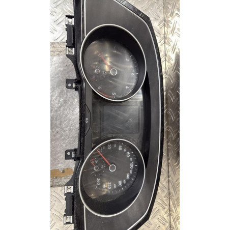 Compteur VOLKSWAGEN PASSAT 7 Photo n°1