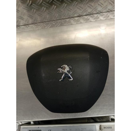 Air bag conducteur PEUGEOT 2008 1 Photo n°1