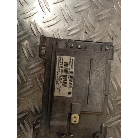 Ecran GPS PEUGEOT 2008 1