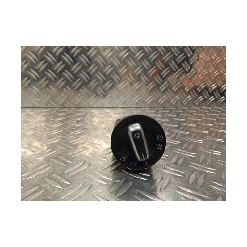 Commande de phare VOLKSWAGEN POLO 5