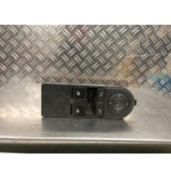 Interrupteur de leve vitre avant gauche OPEL ASTRA H Photo n°1