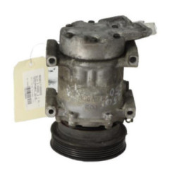 Compresseur clim RENAULT CLIO 2 Photo n°4