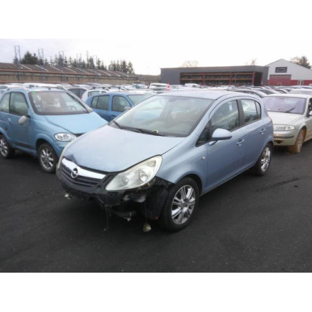Moteur OPEL CORSA D Photo n°1