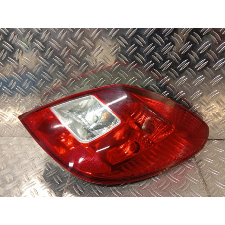Feu arriere principal droit (feux) OPEL CORSA D Photo n°1