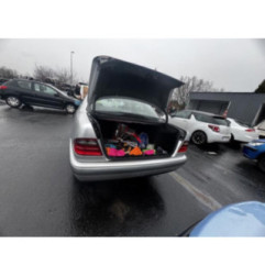 Demarreur MERCEDES CLASSE E 210 Photo n°8