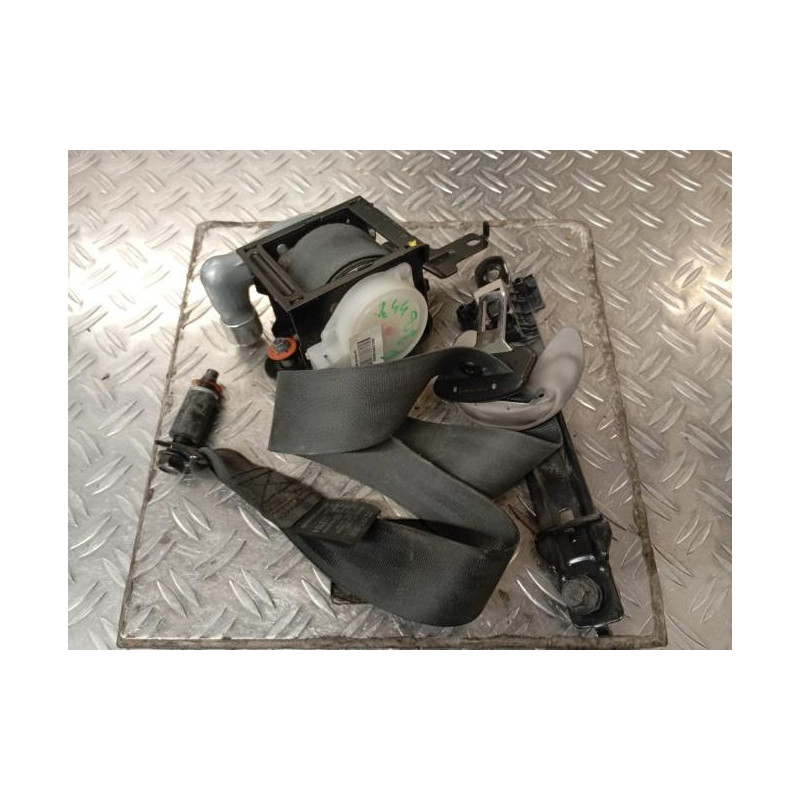 Ceinture avant gauche HYUNDAI H1 2 STAREX