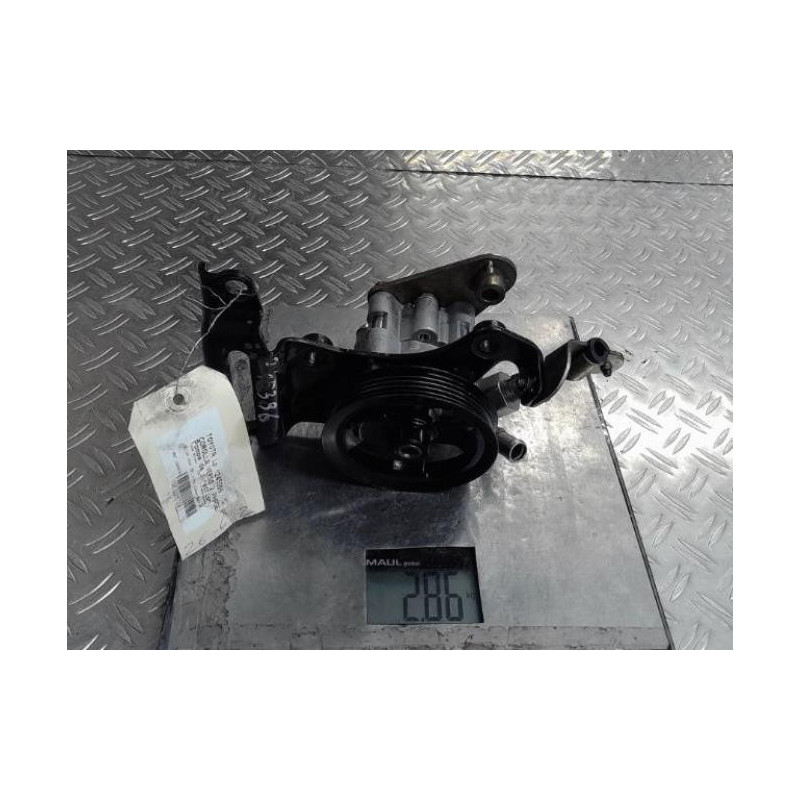 Pompe de direction TOYOTA COROLLA VERSO 2