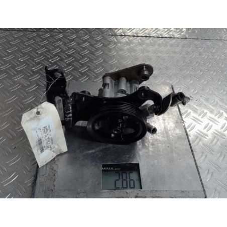 Pompe de direction TOYOTA COROLLA VERSO 2 Photo n°1