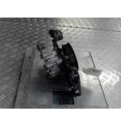 Pompe de direction TOYOTA COROLLA VERSO 2 Photo n°5