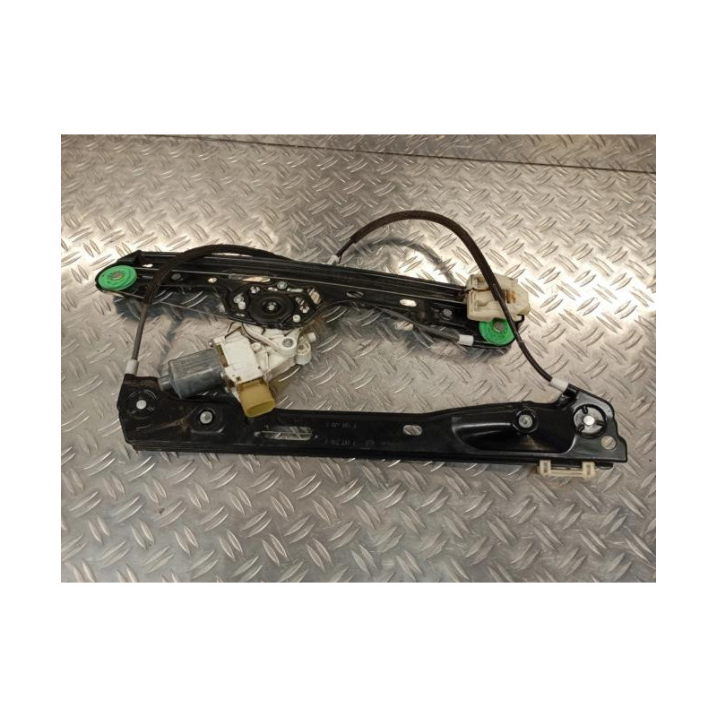 Moteur leve vitre avant droit BMW SERIE 1 E87