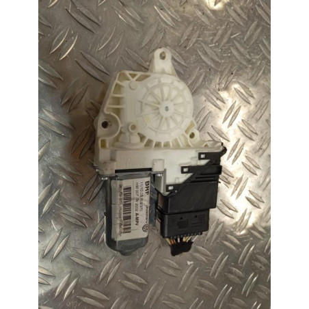 Moteur leve vitre avant droit VOLKSWAGEN TOURAN 1