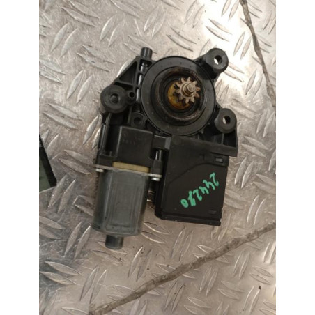 Moteur leve vitre avant droit RENAULT MEGANE 3 Photo n°1