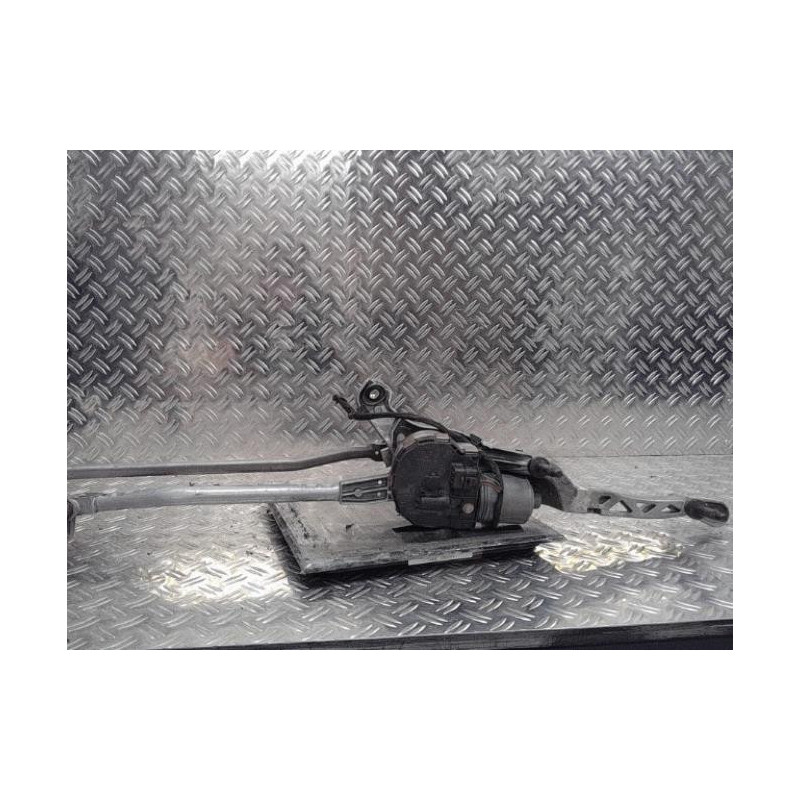 Moteur essuie glace avant MERCEDES CLASSE E 212