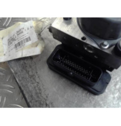 Bloc ABS (freins anti-blocage) DACIA SANDERO 2 Photo n°4