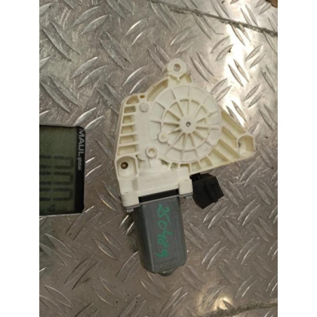 Moteur leve vitre arriere gauche MERCEDES CLASSE B 245 Photo n°1