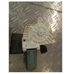 Moteur leve vitre avant gauche MERCEDES CLASSE B 245 Photo n°1