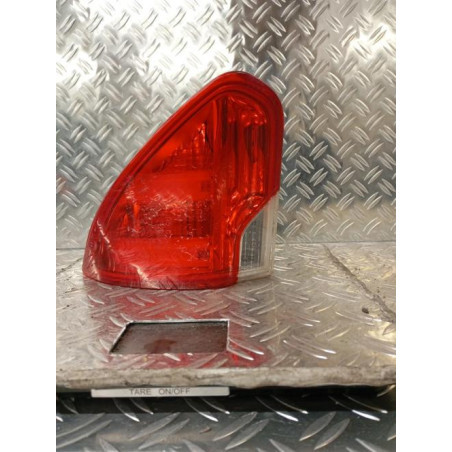 Feu arriere secondaire gauche (feux) PEUGEOT 2008 1 Photo n°1