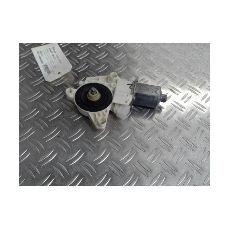 Moteur leve vitre avant droit MERCEDES VITO 447