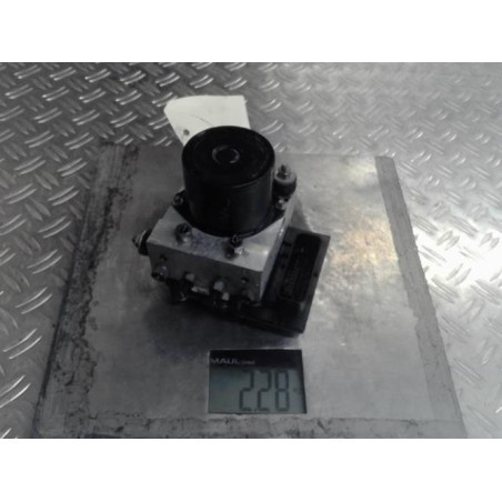 Bloc ABS (freins anti-blocage) VOLKSWAGEN POLO 5 Photo n°1