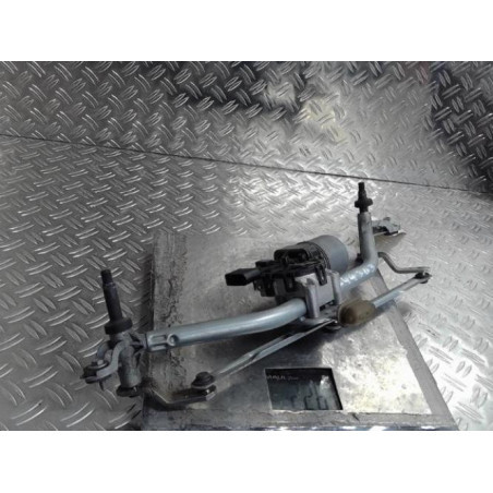 Moteur essuie glace avant PEUGEOT 2008 1 Photo n°1