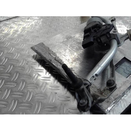 Moteur essuie glace avant PEUGEOT 2008 1