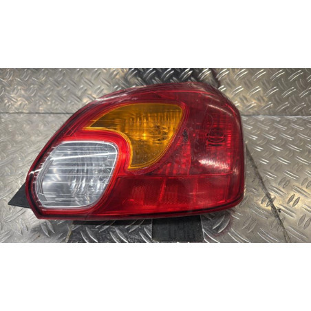 Feu arriere principal droit (feux) MITSUBISHI SPACE STAR 3 Photo n°1
