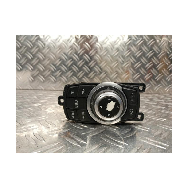 Commande GPS BMW SERIE 1 F20