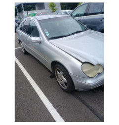 Porte avant droit MERCEDES CLASSE C 203 Photo n°10