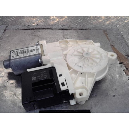 Moteur leve vitre arriere droit RENAULT MEGANE 3 Photo n°1