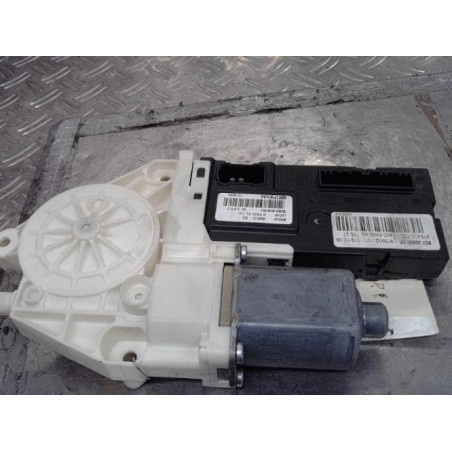 Moteur leve vitre avant droit RENAULT LAGUNA 3 Photo n°1