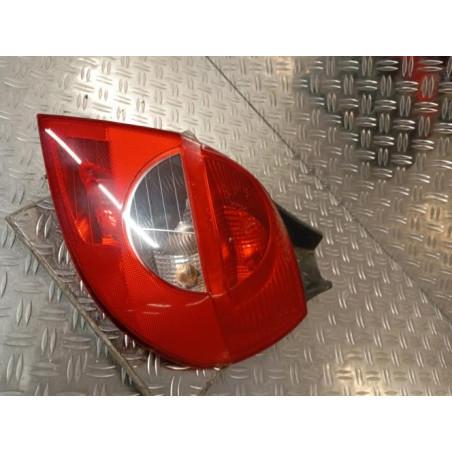 Feu arriere principal droit (feux) RENAULT CLIO 3 Photo n°1