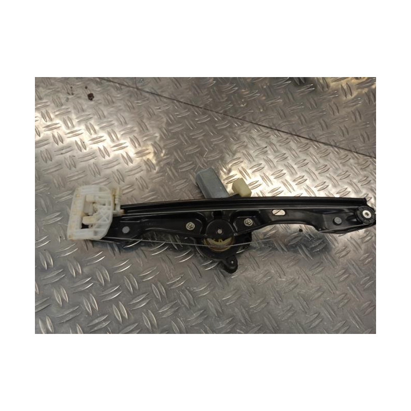 Moteur leve vitre arriere gauche BMW SERIE 1 F20