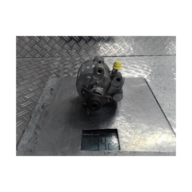 Pompe de direction RENAULT MEGANE 1