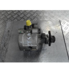 Pompe de direction RENAULT MEGANE 1 Photo n°5