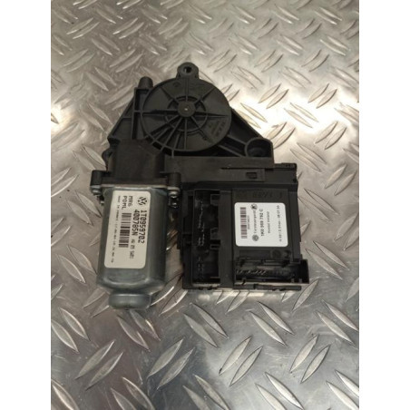 Moteur leve vitre avant droit VOLKSWAGEN TOURAN 1 Photo n°1