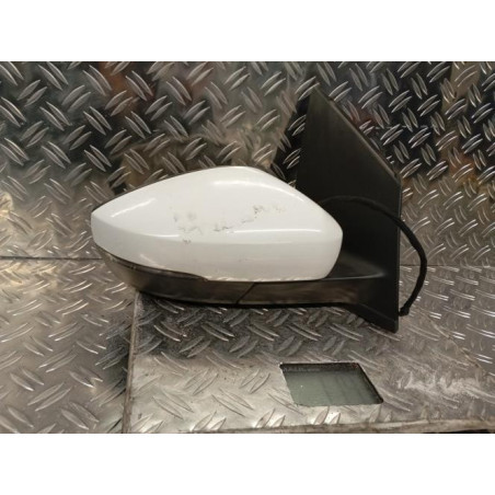 Retroviseur droit VOLKSWAGEN POLO 5