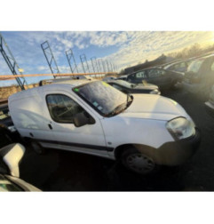 Calandre PEUGEOT PARTNER 1 Photo n°12