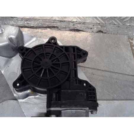 Moteur leve vitre avant droit DACIA DUSTER 1