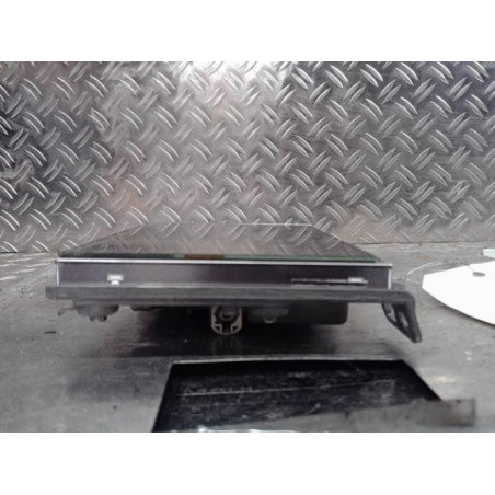 Ecran GPS PEUGEOT 2008 1