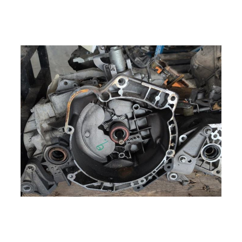 Boite de vitesses OPEL CORSA D