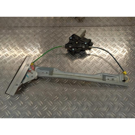 Moteur leve vitre avant droit OPEL CORSA D