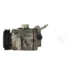 Compresseur clim VOLKSWAGEN POLO 4