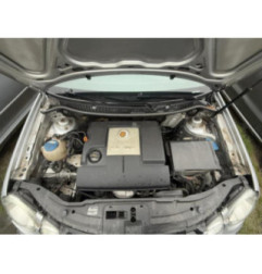 Compresseur clim VOLKSWAGEN POLO 4 Photo n°12