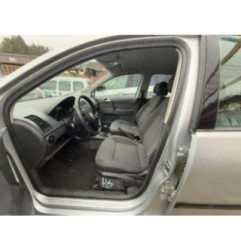 Compresseur clim VOLKSWAGEN POLO 4 Photo n°16