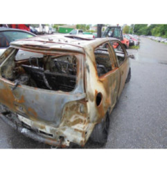 Pompe de direction VOLKSWAGEN POLO 4 Photo n°7