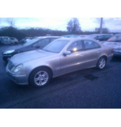 Capot MERCEDES CLASSE E 211 Photo n°4