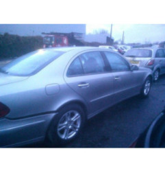Capot MERCEDES CLASSE E 211 Photo n°6
